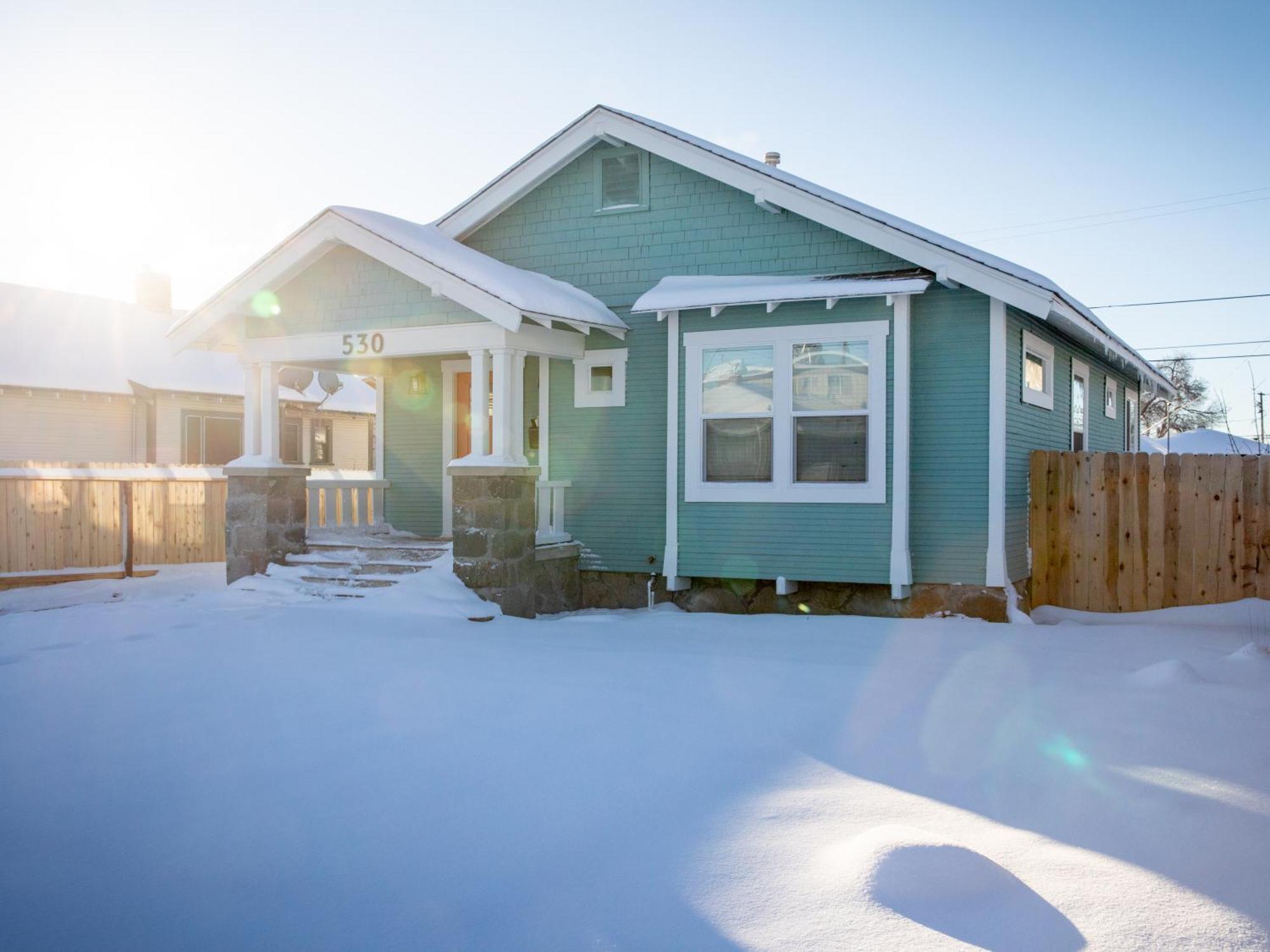 Reno's Biggest Little House - Cozy Theatre *